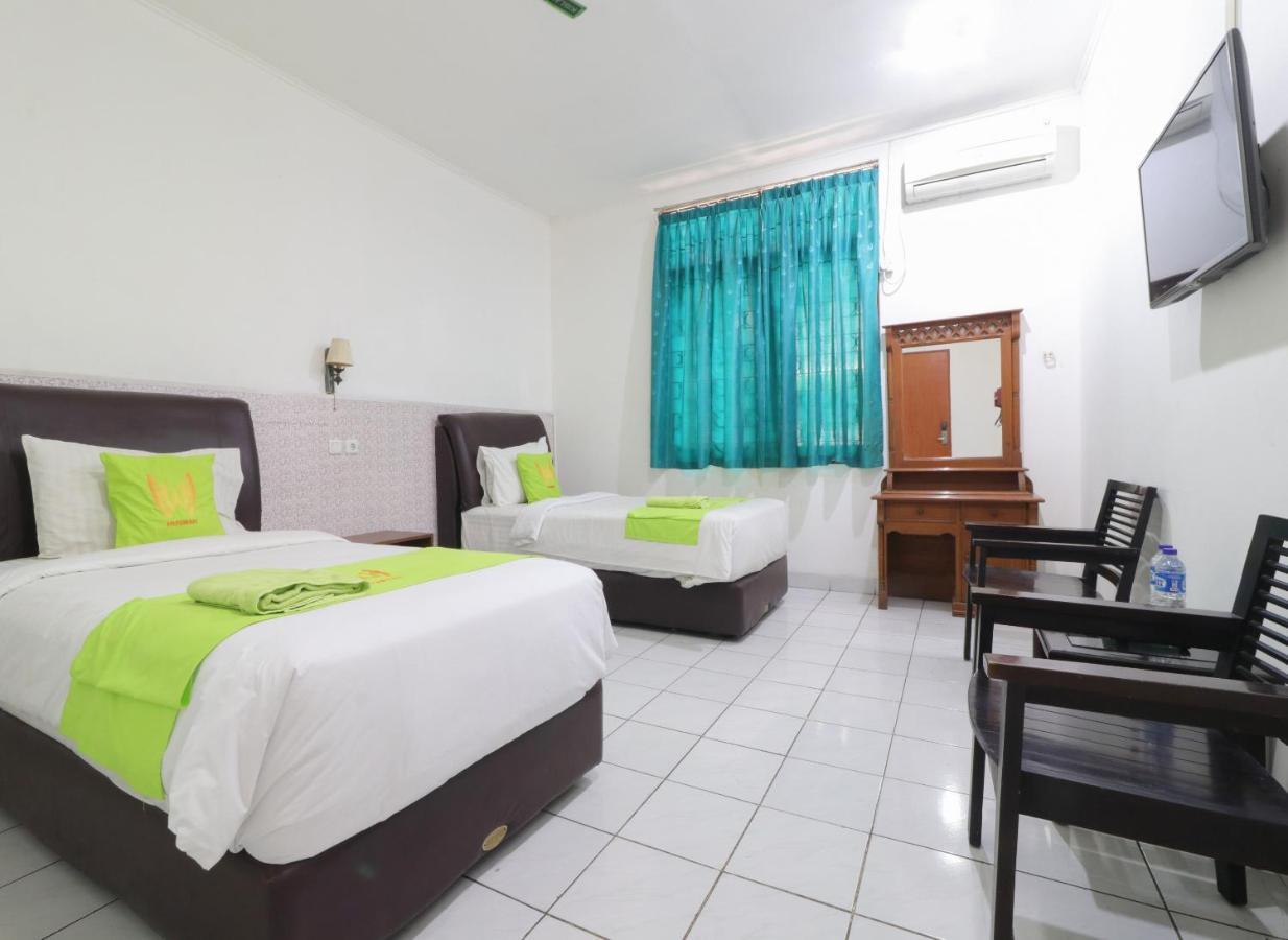 Hotel Huswah Airport Tangerang Luaran gambar