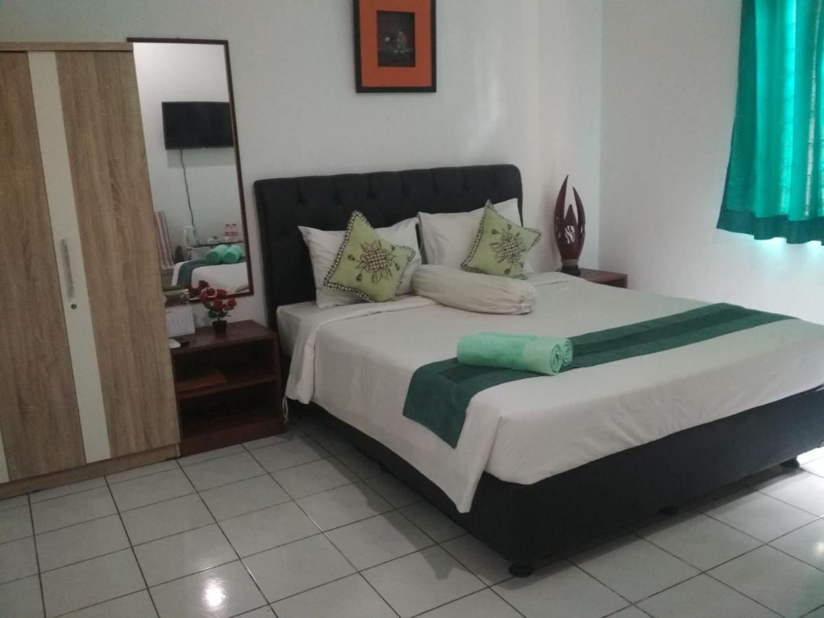 Hotel Huswah Airport Tangerang Luaran gambar